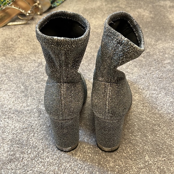 Michael Kors booties - Picture 3 of 4